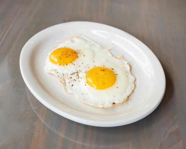 2 Free-Range Eggs